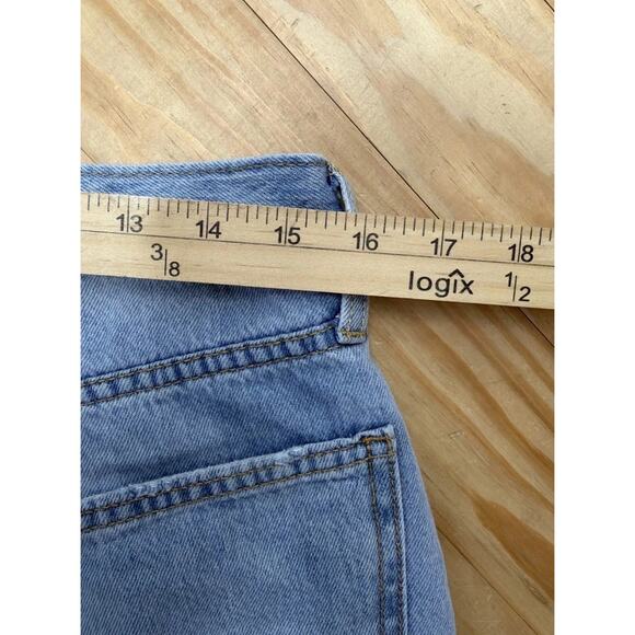 Women's Mid-Rise Super Wide Leg Button Fly Jeans Universal Thread Light Wash 10R - Picture 6 of 7